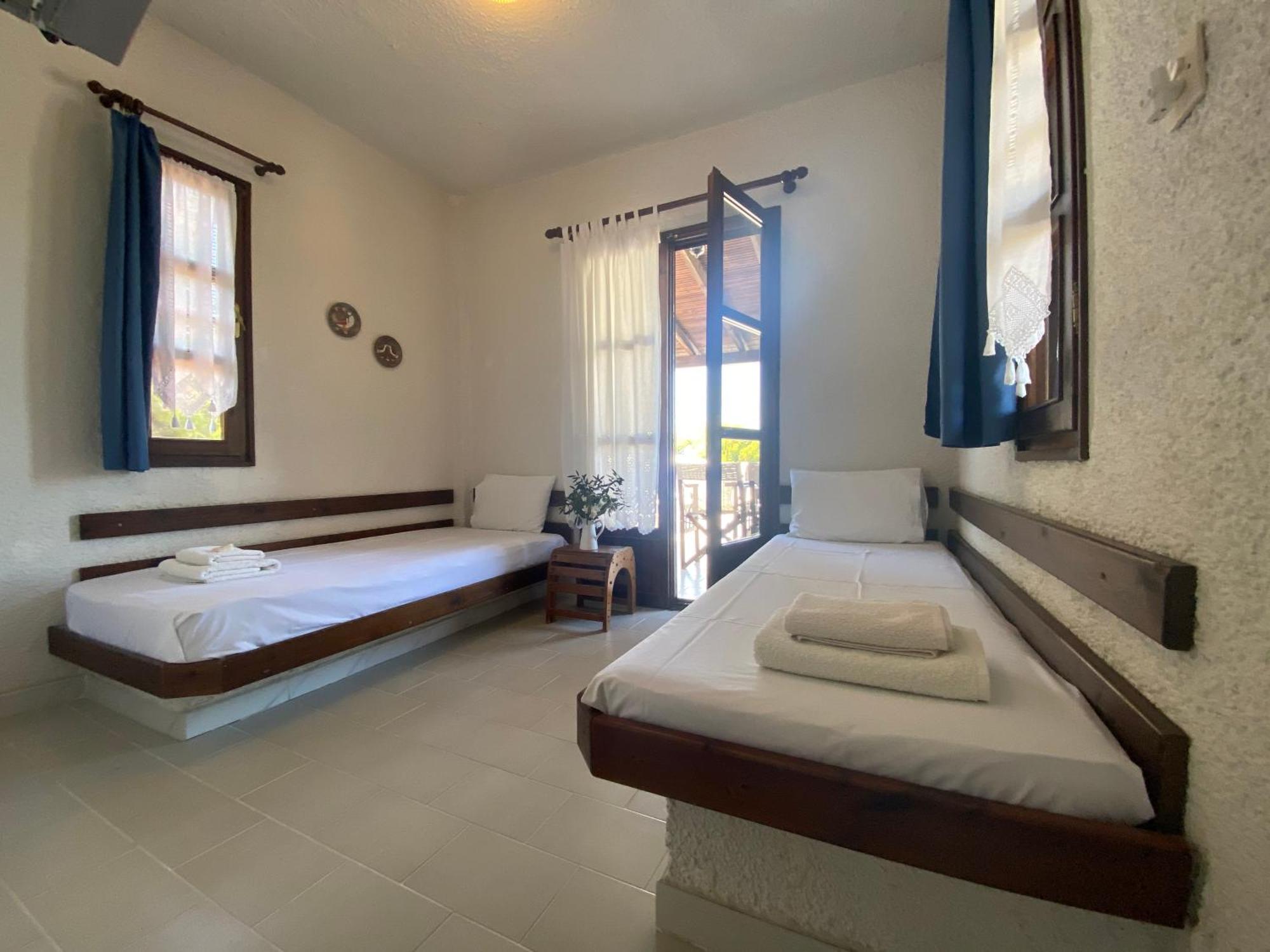 Apartmán Ta Pefka Nikiti  Exteriér fotografie