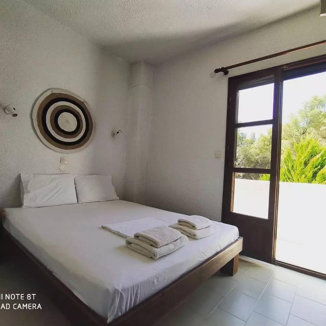 Apartmán Ta Pefka Nikiti  Exteriér fotografie